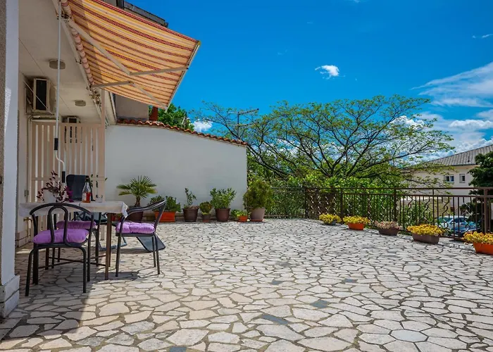 In 41595 Apartamento Novi Vinodolski